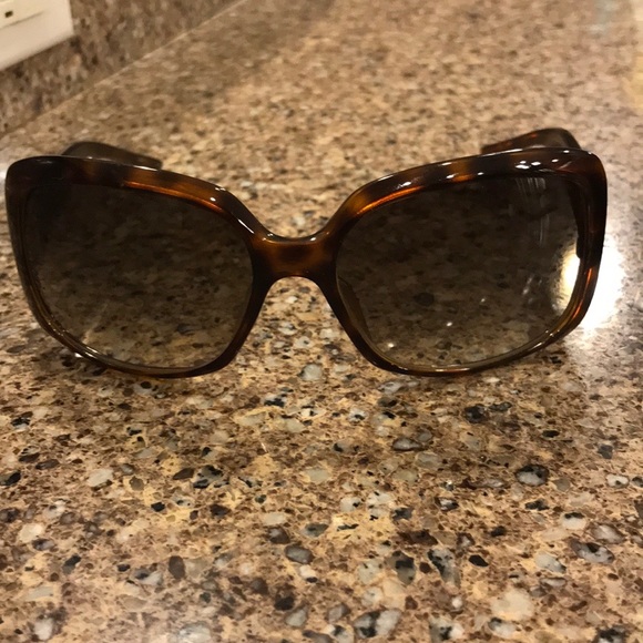 SOLD!!!! Brown Gucci Sunglasses! - Picture 2 of 5